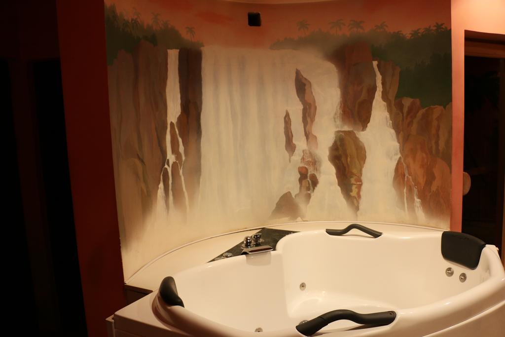 Motel Acapulco Jerevan Eksteriør bilde